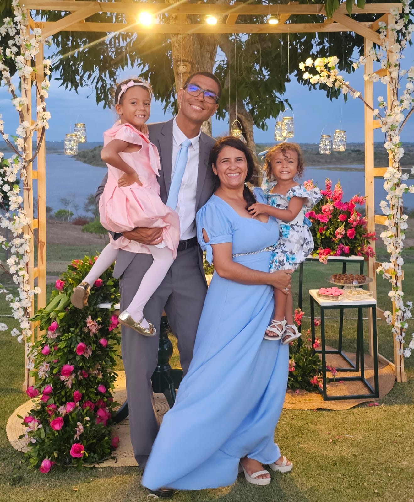 Família: Thomas, Maiana, Liz e Lina